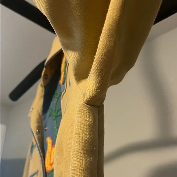 RARE Vintage Western Embroidered Button Down Shirt